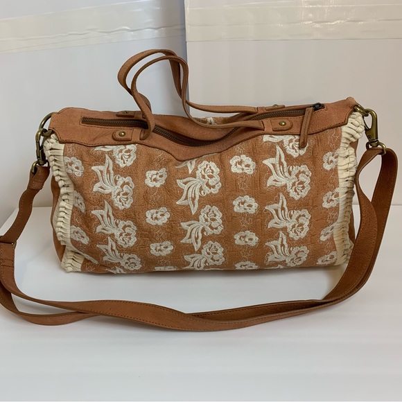 Anthropologie Miss Albright Specialty Leather Embroidered Crossbody Bag - Picture 13 of 16